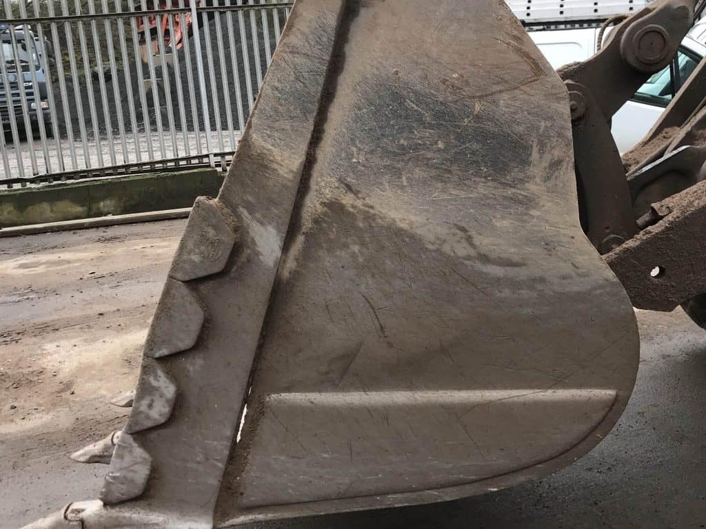 refurbished gp bucket