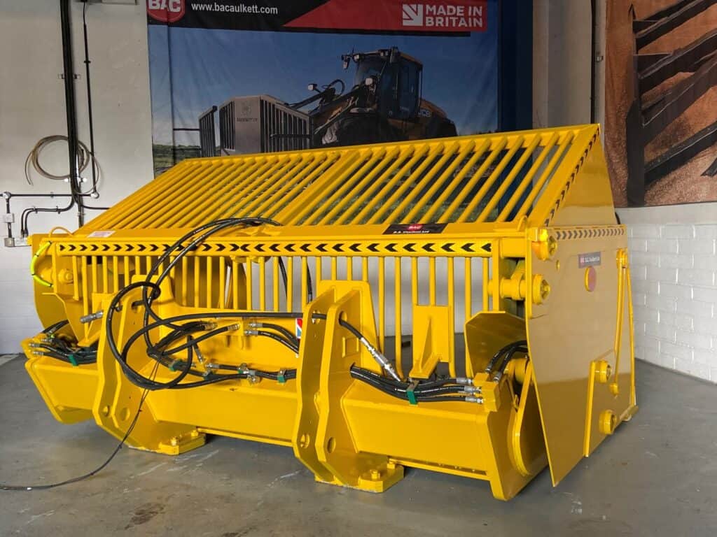 High Tip Beet Basket B. A. Caulkett 50m3 euro hitch Yellow back