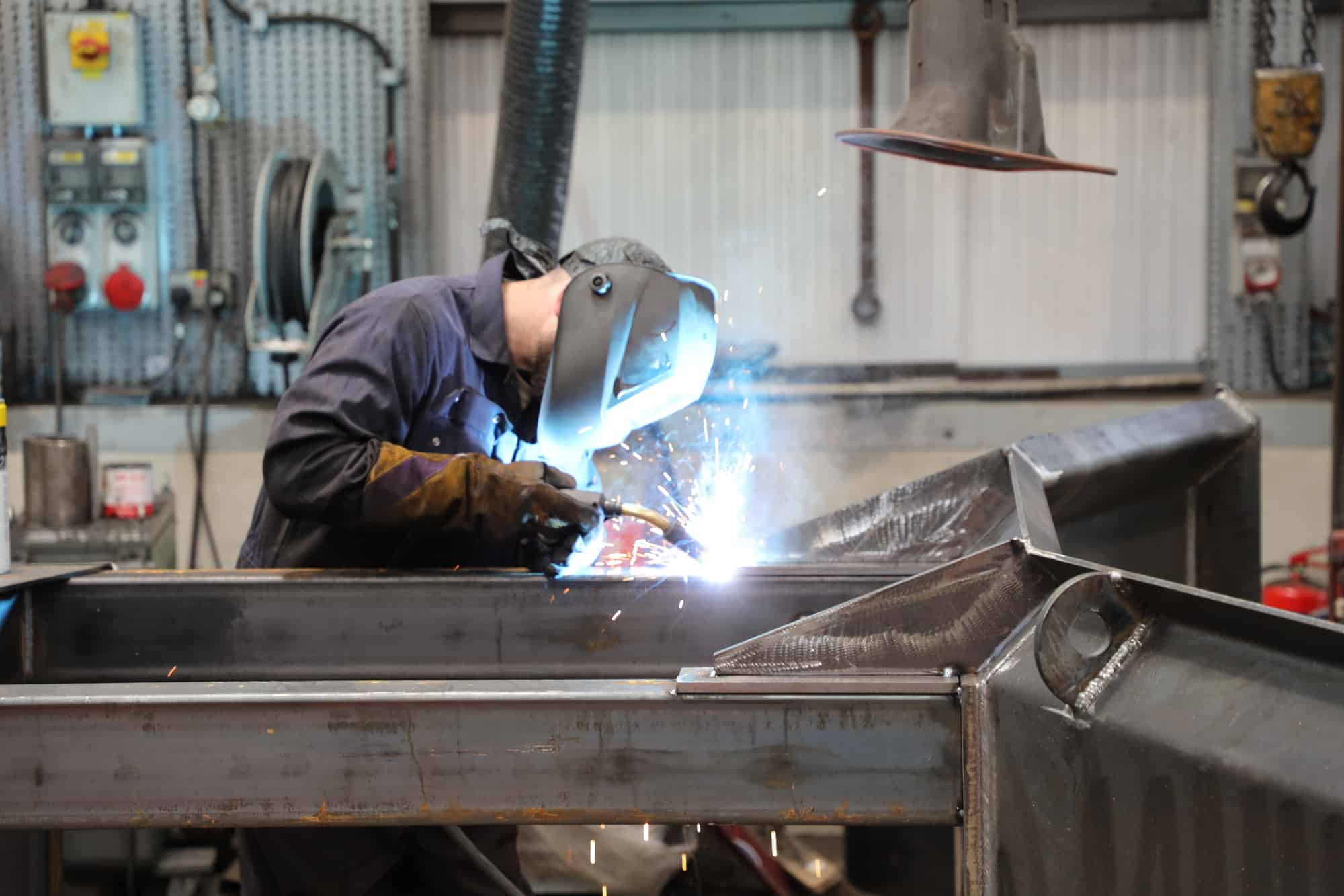 Refurbishment of High Tip Buckets B. A. Caulkett
