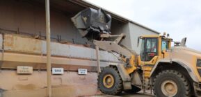 extreme high tip bucket on Volvo L150H moving aggregates BA Caulkett
