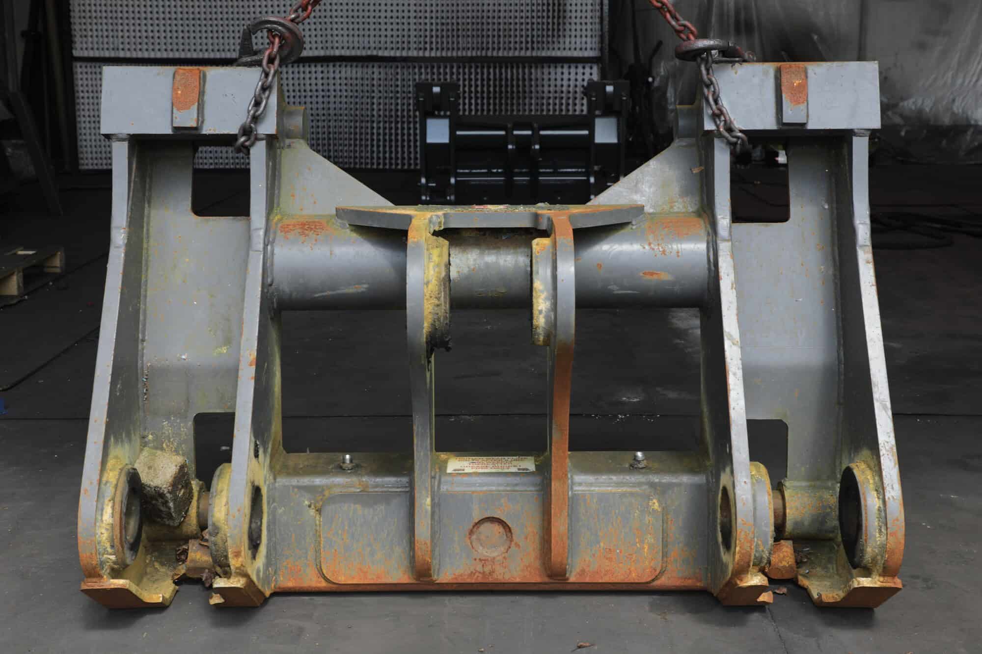 B.A. Caulkett Quick Hitch Bracket (Front) - Loading Shovel Attachments