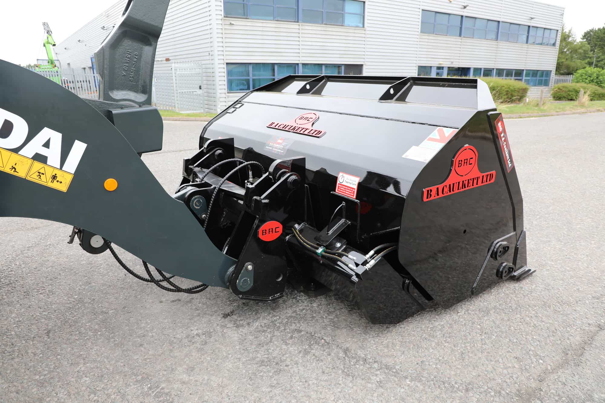 BA Caulkett High Tip Bucket on Hyundai HL955A