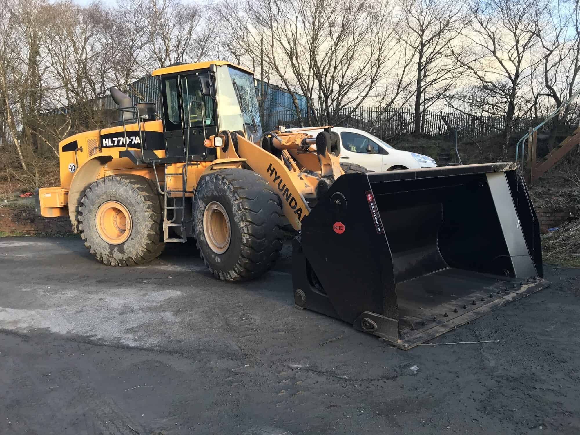 Hyundai HL 770 with BAC High Tip Bucket