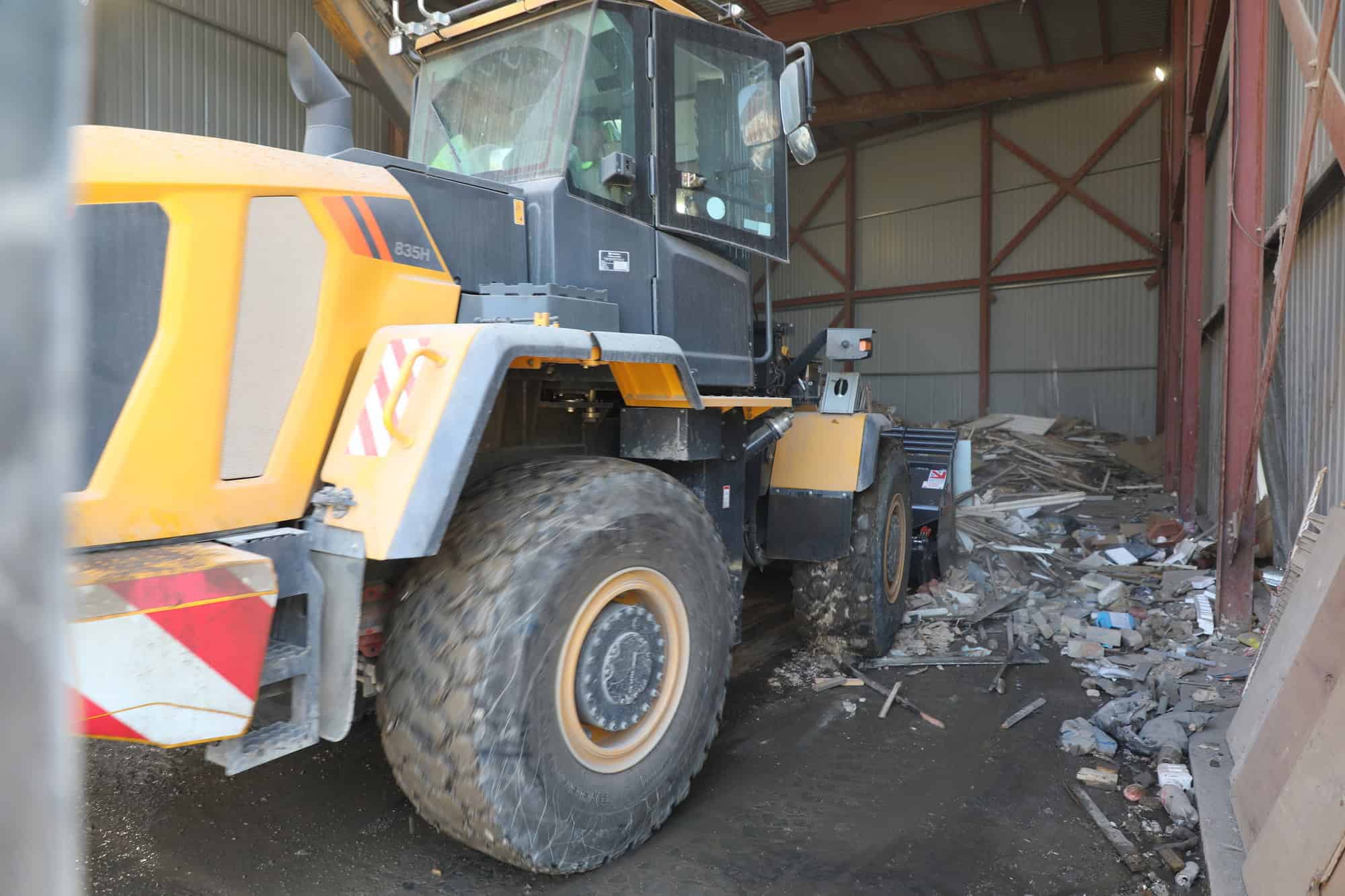 BA Caulkett High Tip Bucket on LiuGong Wheel Loader