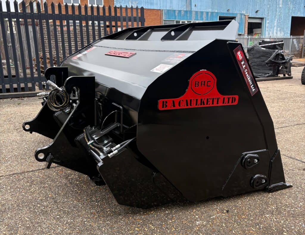 3.5m3 high tip bucket BA Caulkett