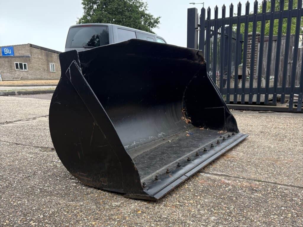 General Purpose Bucket 1.2m3 BA Caulkett