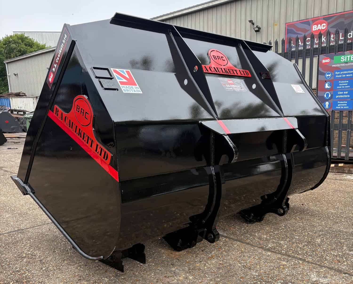General Purpose Bucket 3.5m3 BA Caulkett
