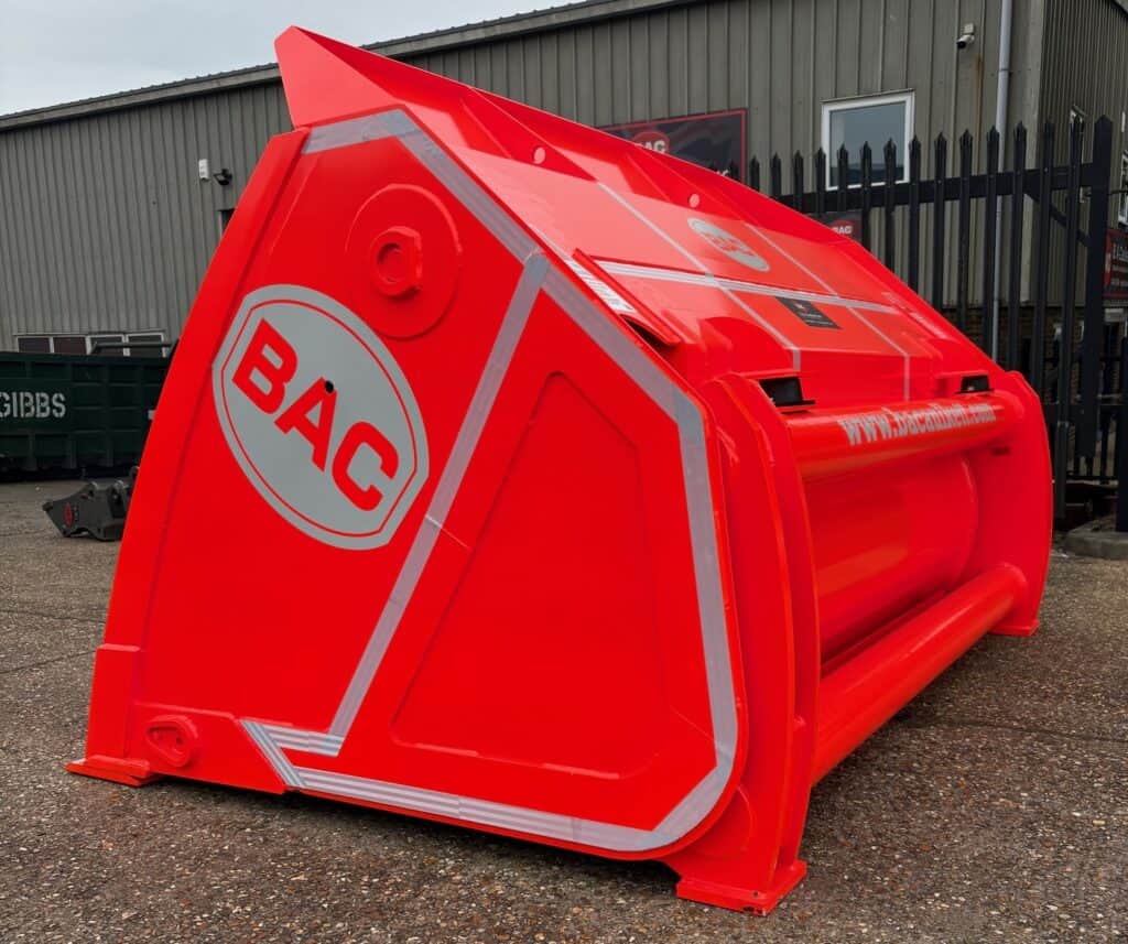 HIgh Tip Bucket 5.5m3 High Viz BA Caulkett