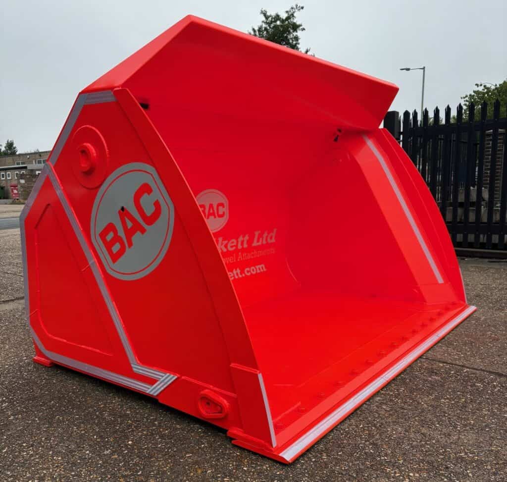 HIgh Tip Bucket 5.5m3 High Viz BA Caulkett