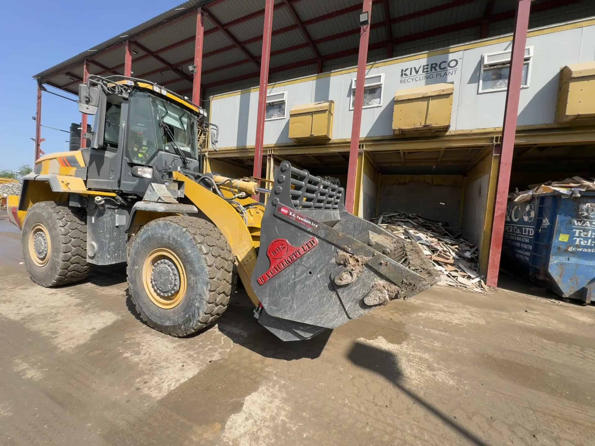 BA Caulkett High Tip Bucket on LiuGong Wheel Loader f