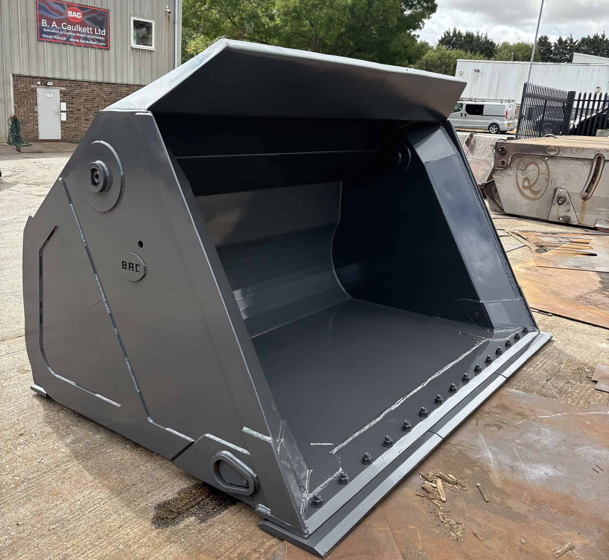 4.5m3 High Tip Bucket used BA Caulkett front rhs